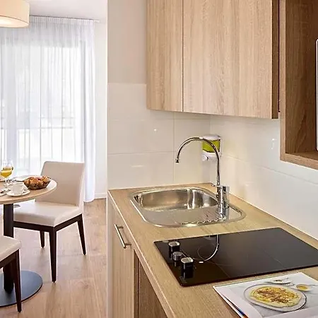 Quality Aparthotel Cherbourg Hotel 3*
